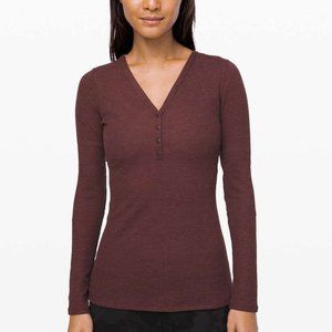 Close Call Henley in Heathered Arctic Plum
